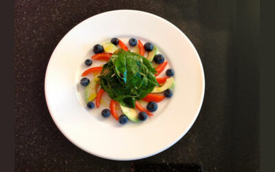 Spinatsalat mit Heidelbeeren