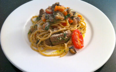 Italienischer Gruppensex mit Ruccola und Wagyu Beef