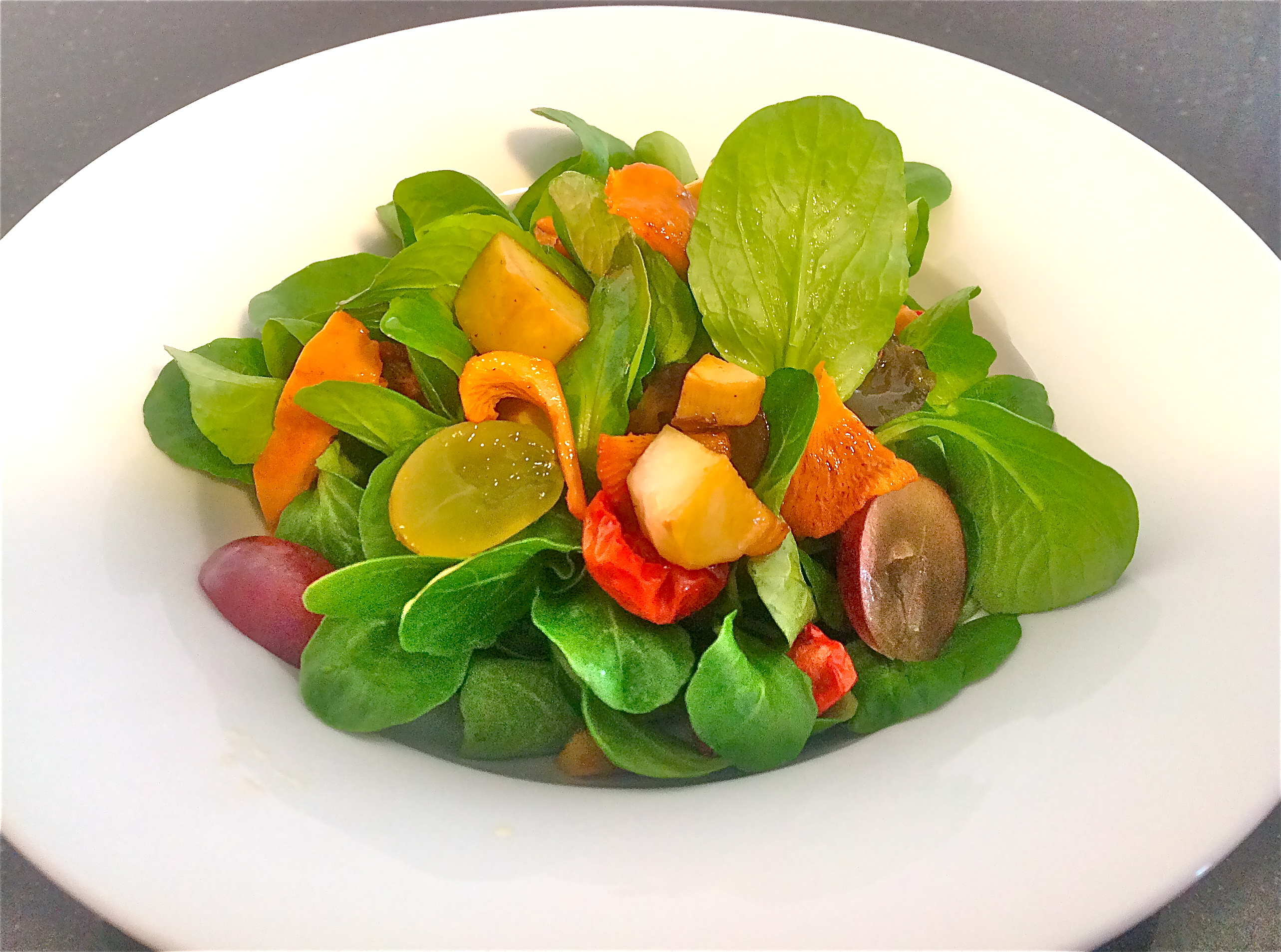 Kochen mit Leidenschaft – delikates.ch » Nüsslisalat