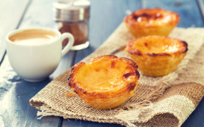 Pastel de Nata Rezept (Portugiesische Puddingtörtchen)